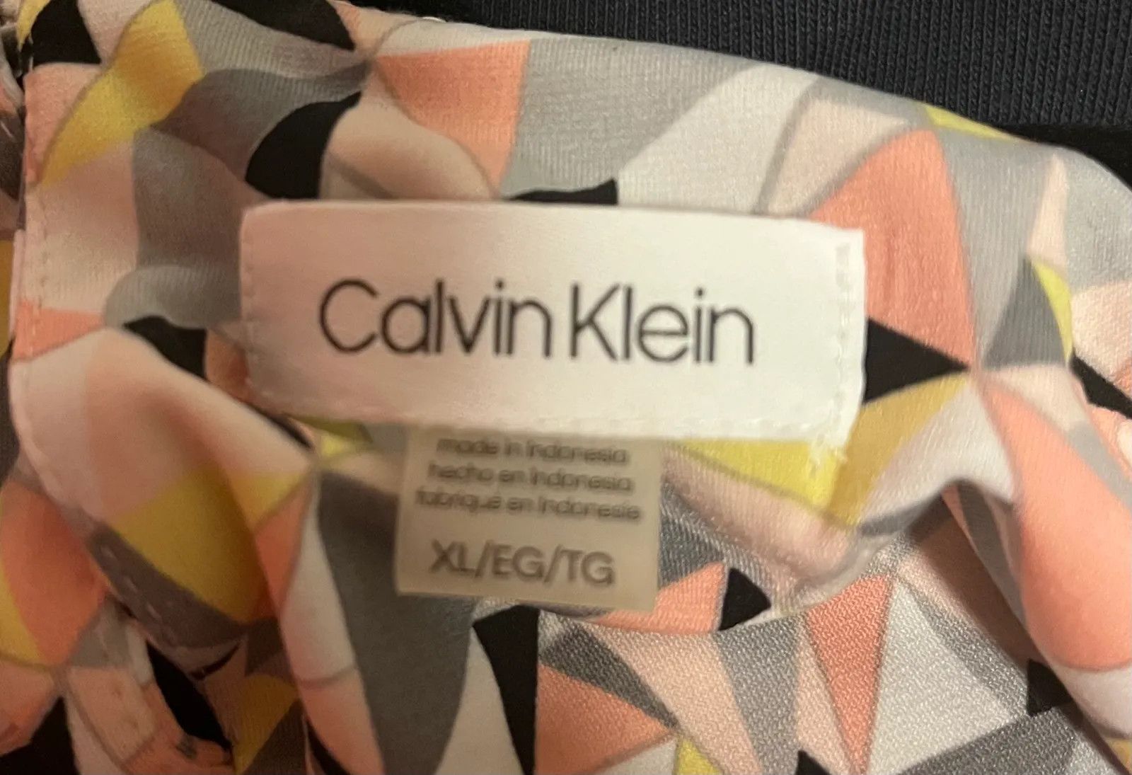 Calvin Klein Calvin Klein Top Size XL / US 12-14 / IT 48-50 - 2 Thumbnail