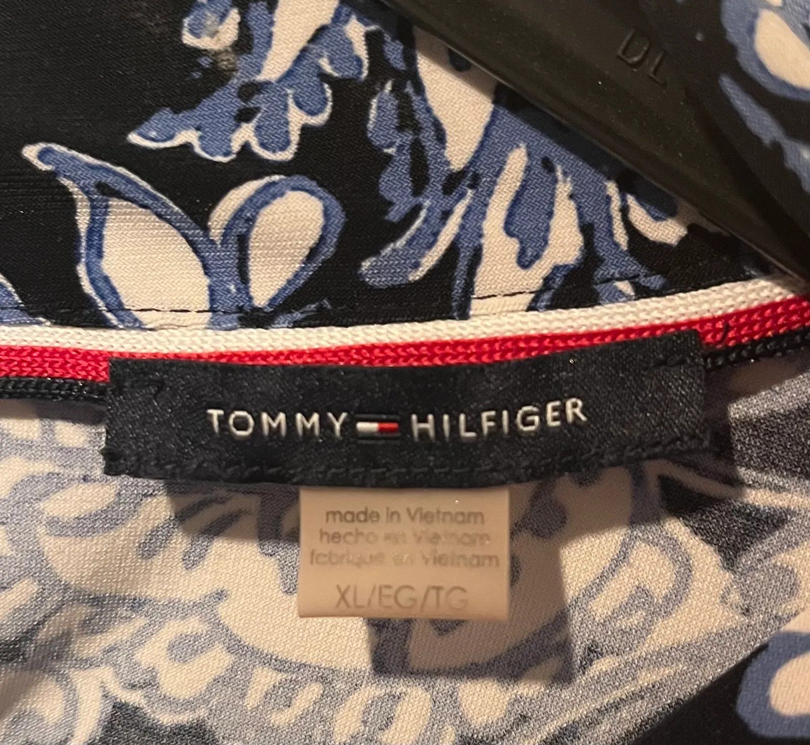 Tommy Hilfiger Tommy Hilfiger Top Size XL / US 12-14 / IT 48-50 - 2 Thumbnail