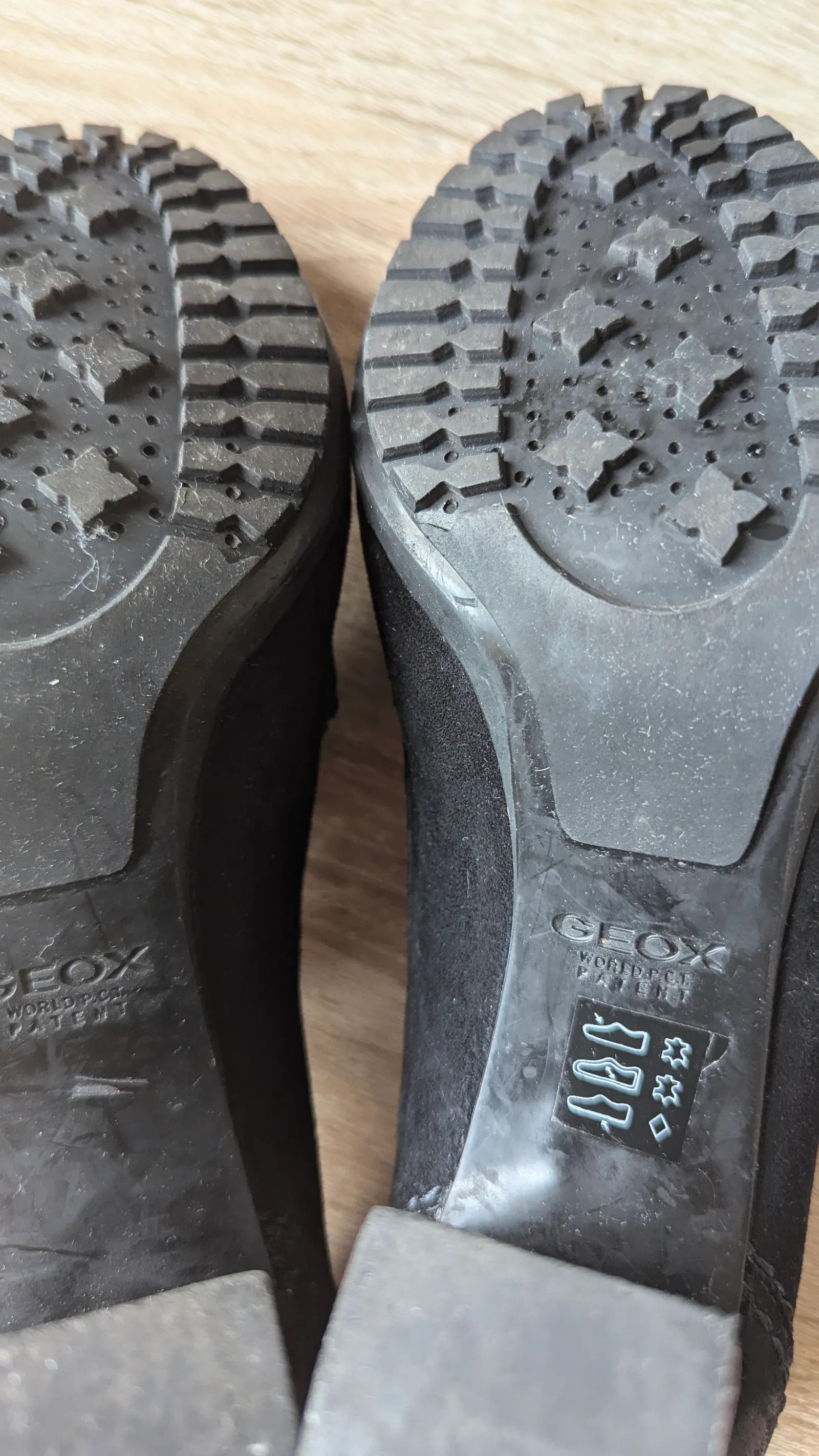 Geox Geox Heels Size US 9 / IT 39 - 2 Thumbnail