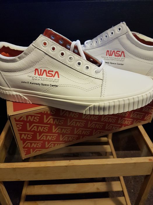 white nasa vans