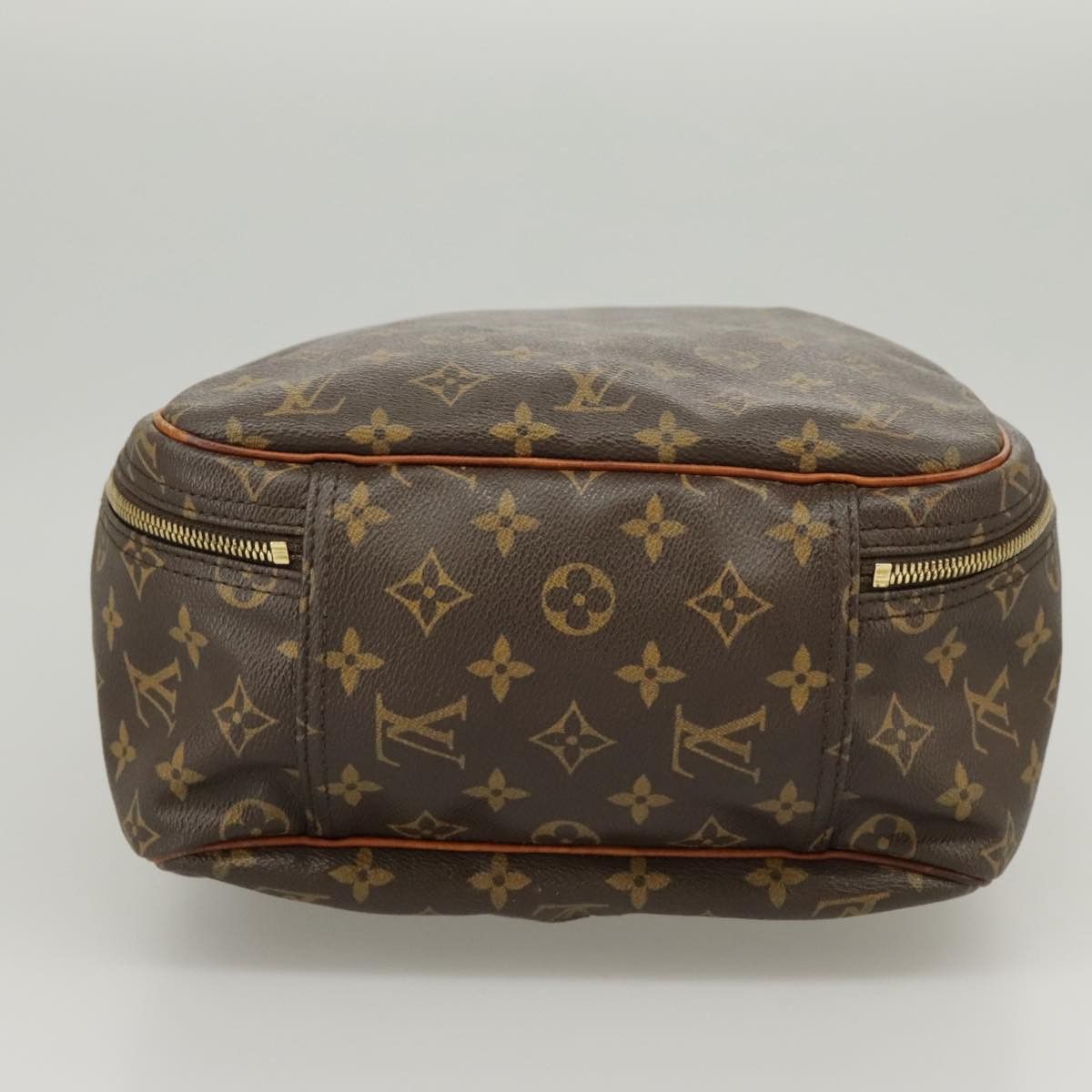 Louis Vuitton Excursion Brown Canvas Handbag (Pre-Owned) Size ONE SIZE - 19 Thumbnail