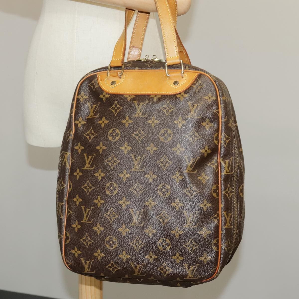 Louis Vuitton Excursion Brown Canvas Handbag (Pre-Owned) Size ONE SIZE - 17 Thumbnail