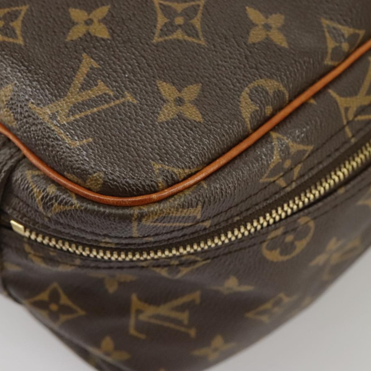 Louis Vuitton Excursion Brown Canvas Handbag (Pre-Owned) Size ONE SIZE - 9 Thumbnail
