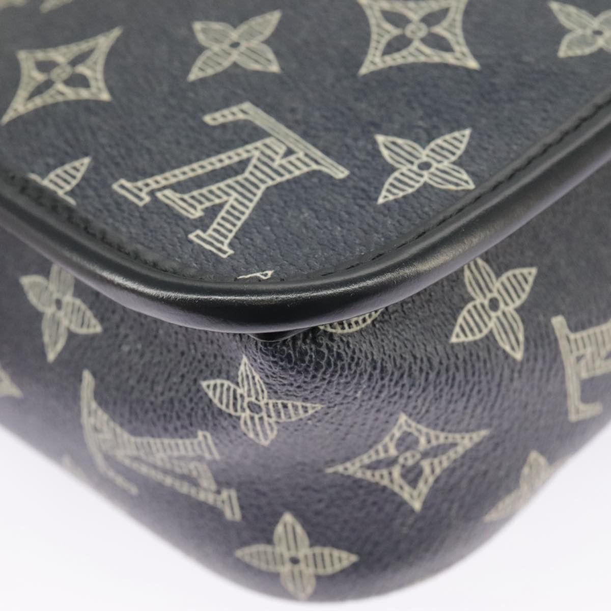 Louis Vuitton Messenger Navy Canvas Shoulder Bag (Pre-Owned) Size ONE SIZE - 13 Thumbnail