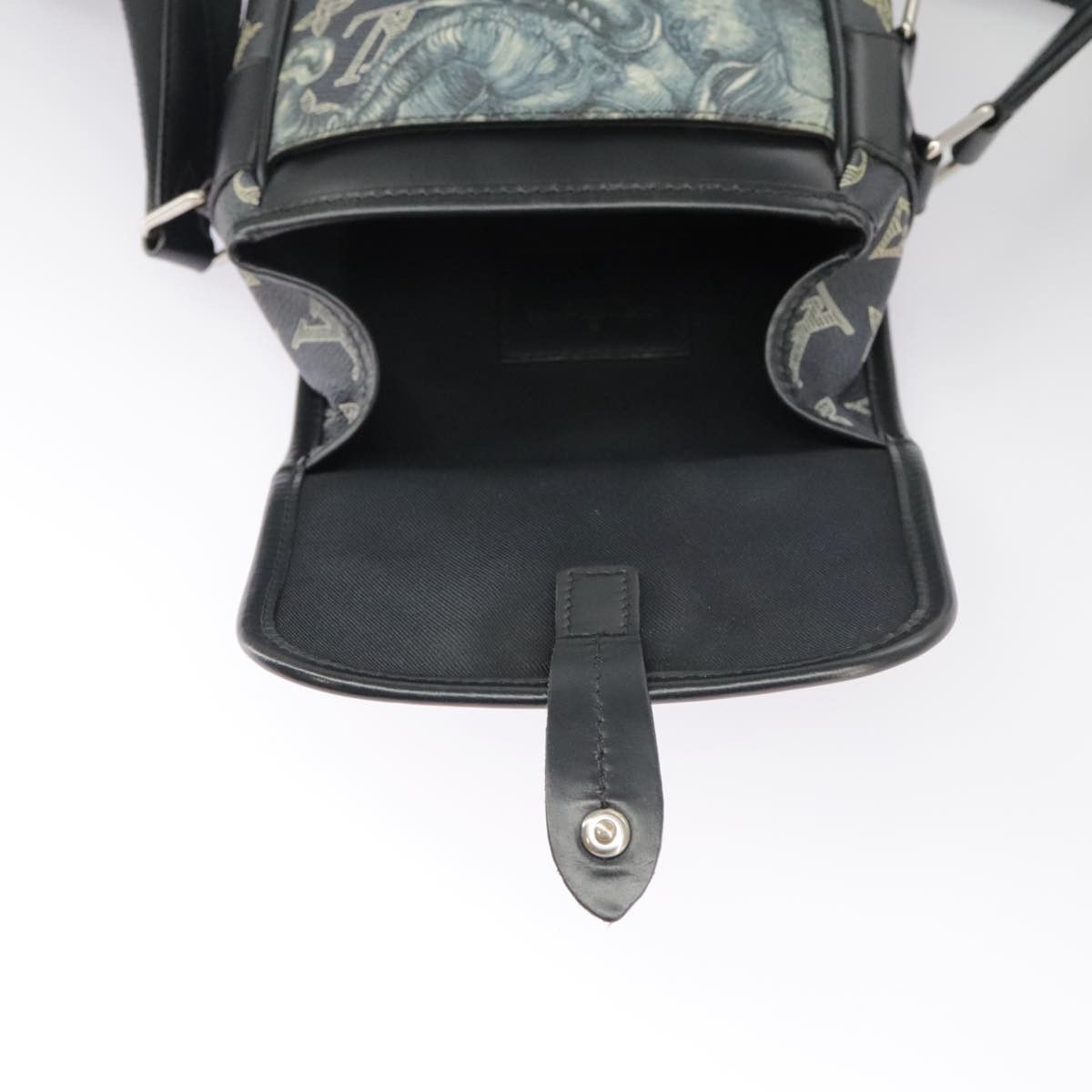 Louis Vuitton Messenger Navy Canvas Shoulder Bag (Pre-Owned) Size ONE SIZE - 19 Thumbnail