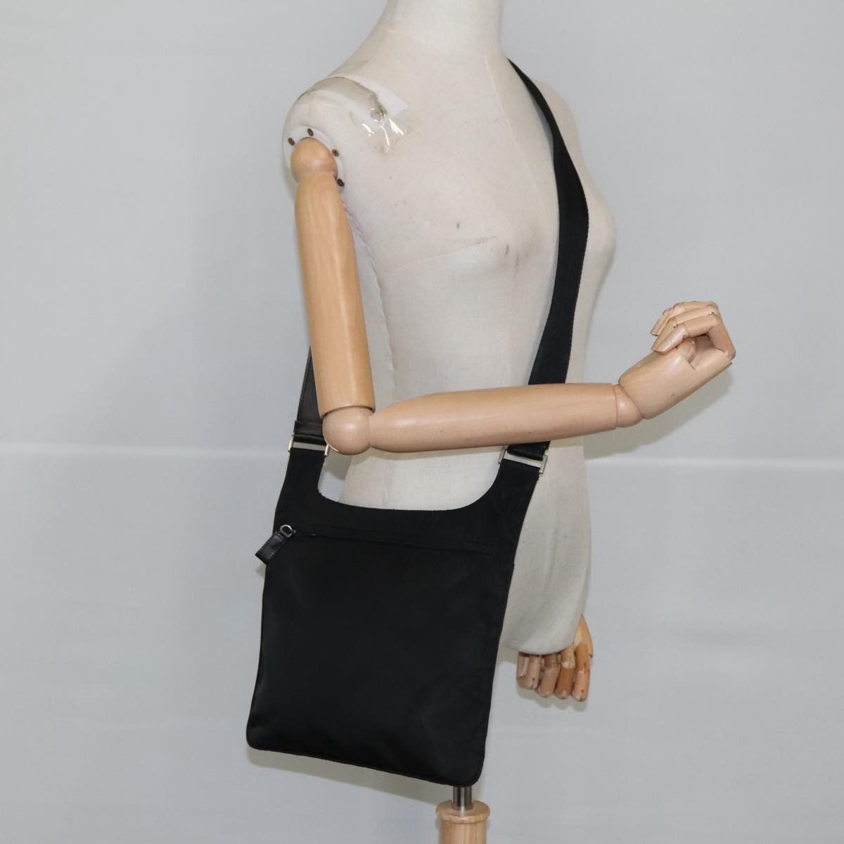 Prada Black Synthetic Shoulder Bag (Pre-Owned) Size ONE SIZE - 11 Thumbnail