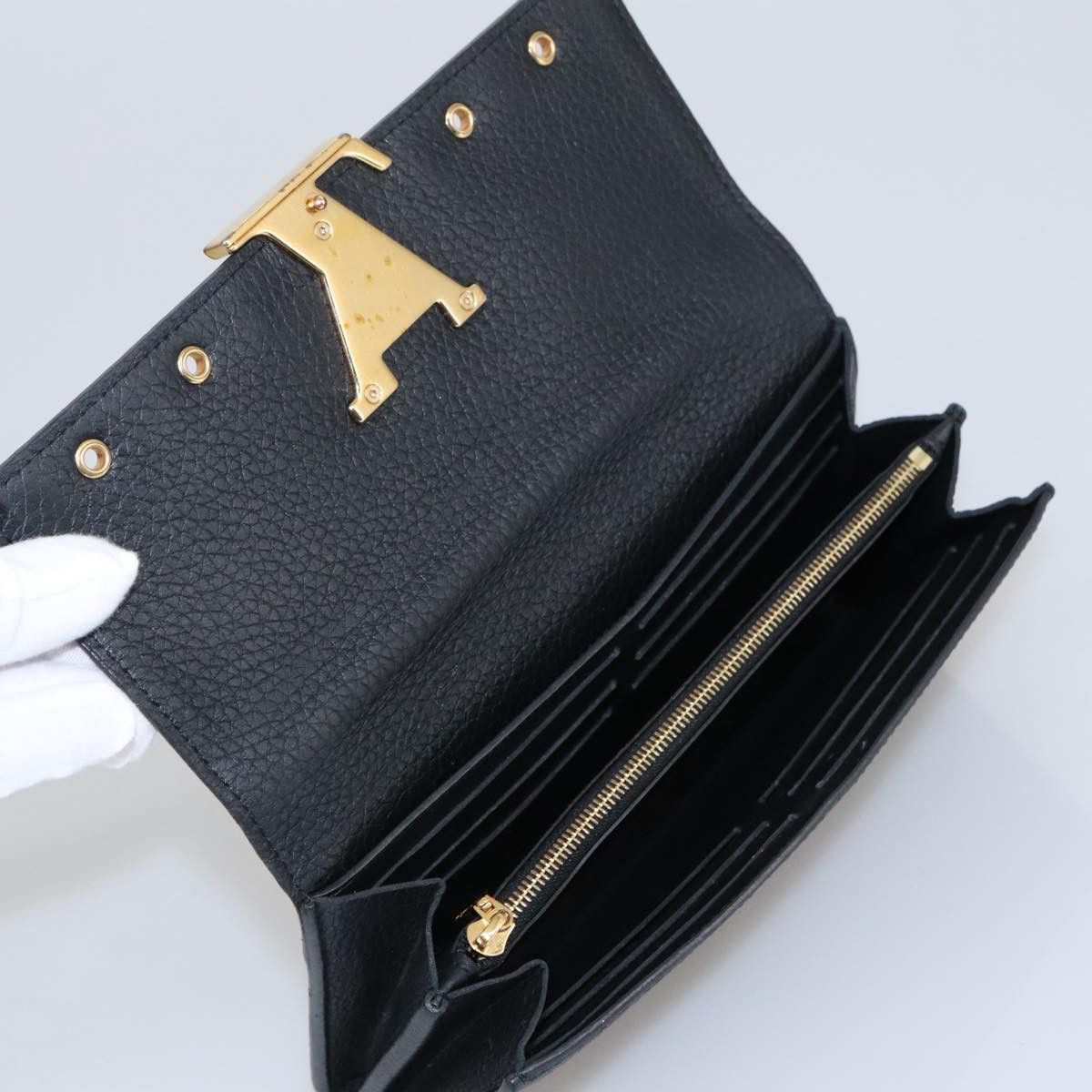 Louis Vuitton Capucines Black Leather Wallet (Pre-Owned) Size ONE SIZE - 12 Thumbnail