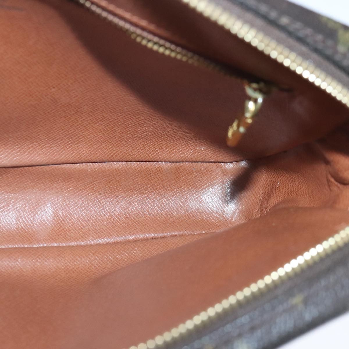 Louis Vuitton Marly Dragonne Brown Canvas Clutch Bag (Pre-Owned) Size ONE SIZE - 16 Thumbnail