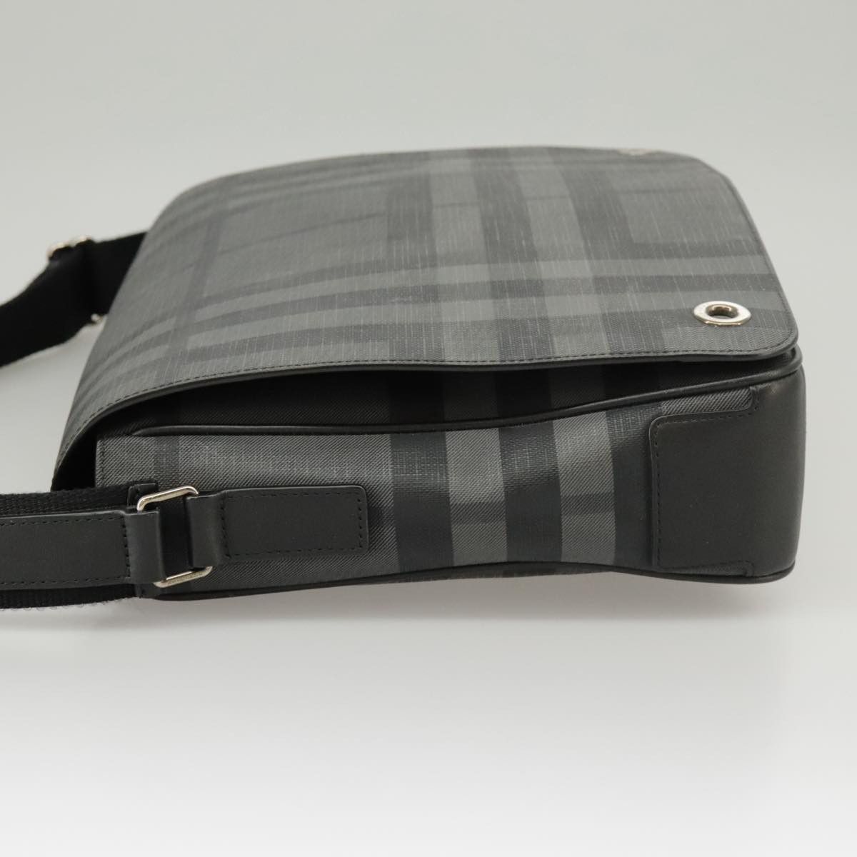 Burberry Nova Check Grey Canvas Shoulder Bag (Pre-Owned) Size ONE SIZE - 3 Thumbnail