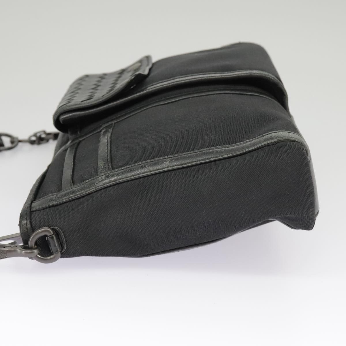 Bottega Veneta Intrecciato Black Canvas Shoulder Bag (Pre-Owned) Size ONE SIZE - 4 Thumbnail