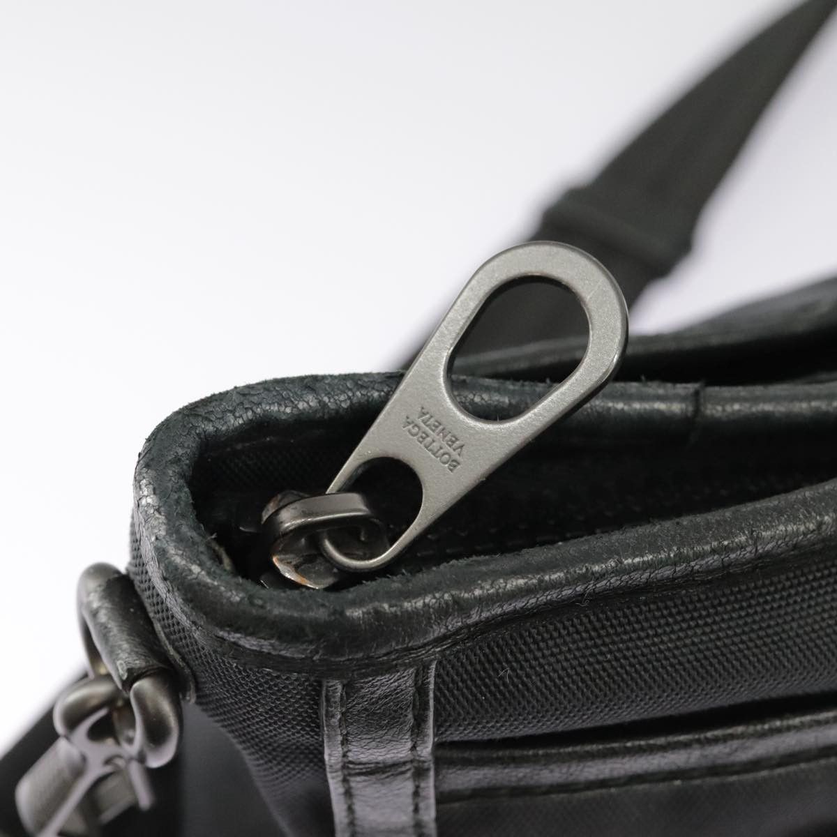 Bottega Veneta Intrecciato Black Canvas Shoulder Bag (Pre-Owned) Size ONE SIZE - 14 Thumbnail