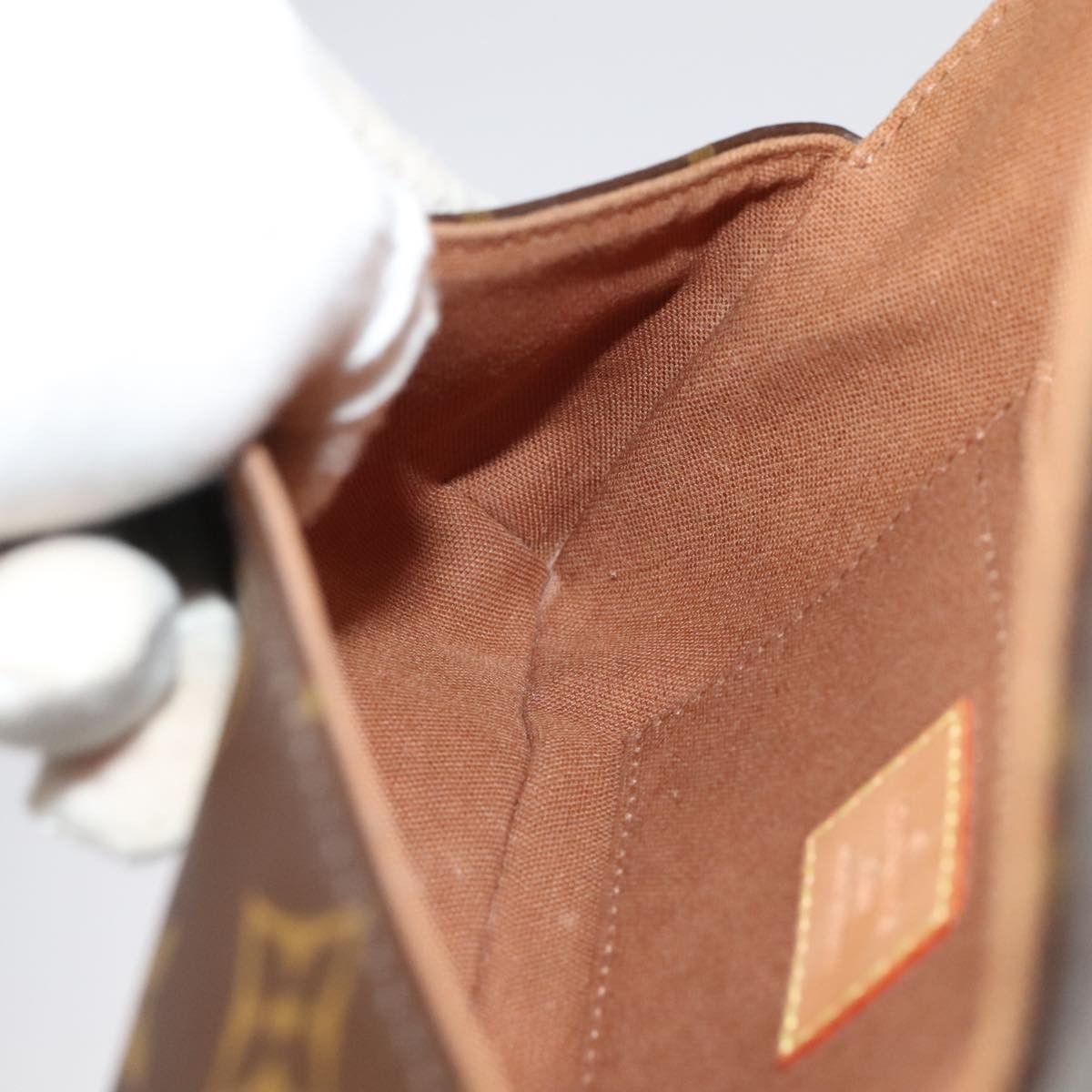 Louis Vuitton Marelle Brown Canvas Shoulder Bag (Pre-Owned) Size ONE SIZE - 19 Thumbnail