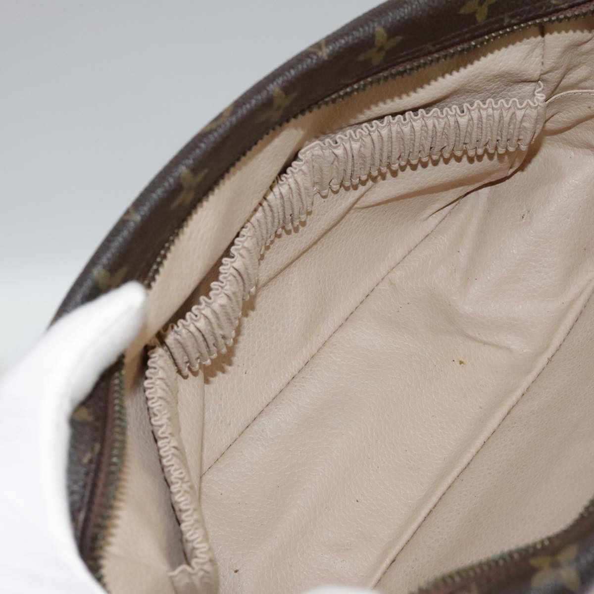 Louis Vuitton Trousse De Toilette Brown Canvas Clutch Bag (Pre-Owned) Size ONE SIZE - 17 Thumbnail