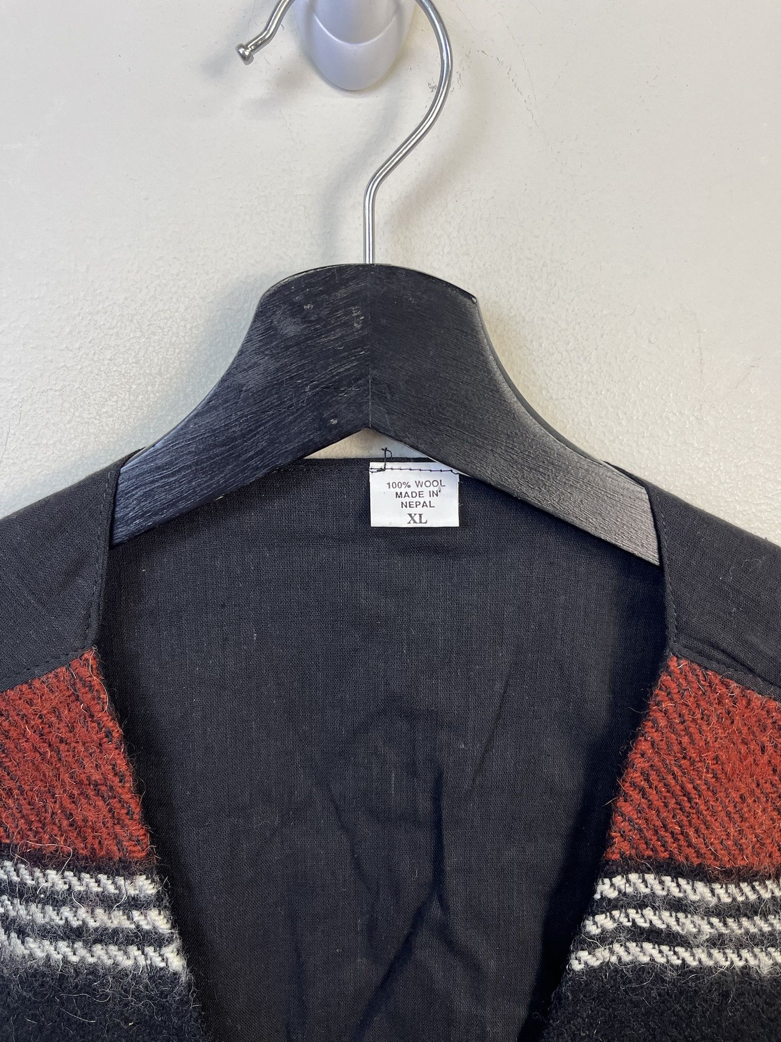 Vintage Vintage Vest 1980s Nepalese Wool Front Vest Size XL Size US XL / EU 56 / 4 - 2 Thumbnail