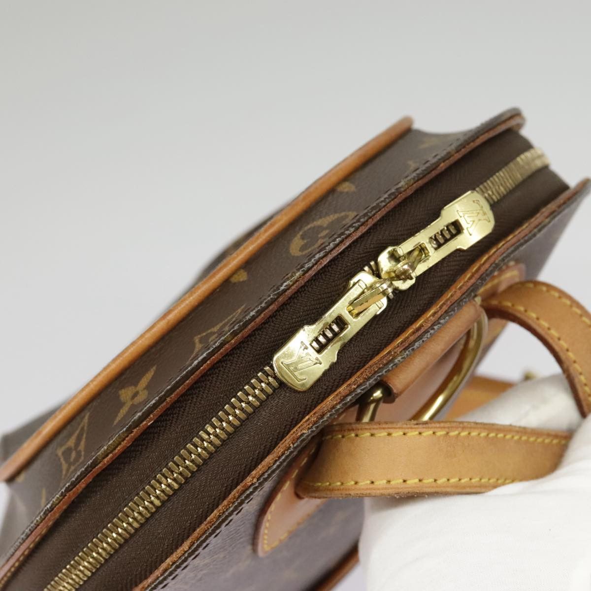 Louis Vuitton Ellipse Brown Canvas Shoulder Bag (Pre-Owned) Size ONE SIZE - 15 Thumbnail