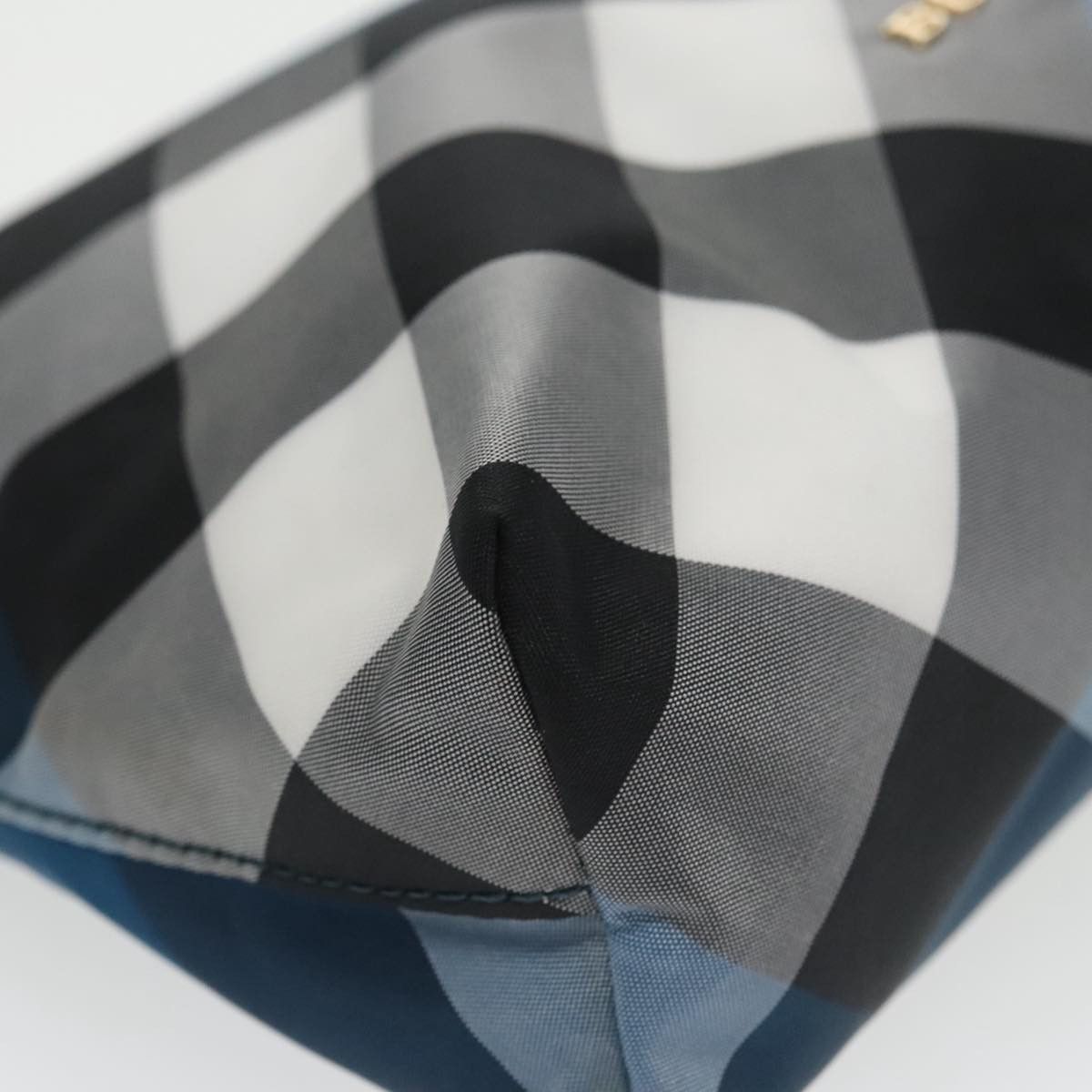 Burberry Nova Check Blue Synthetic Clutch Bag (Pre-Owned) Size ONE SIZE - 15 Thumbnail