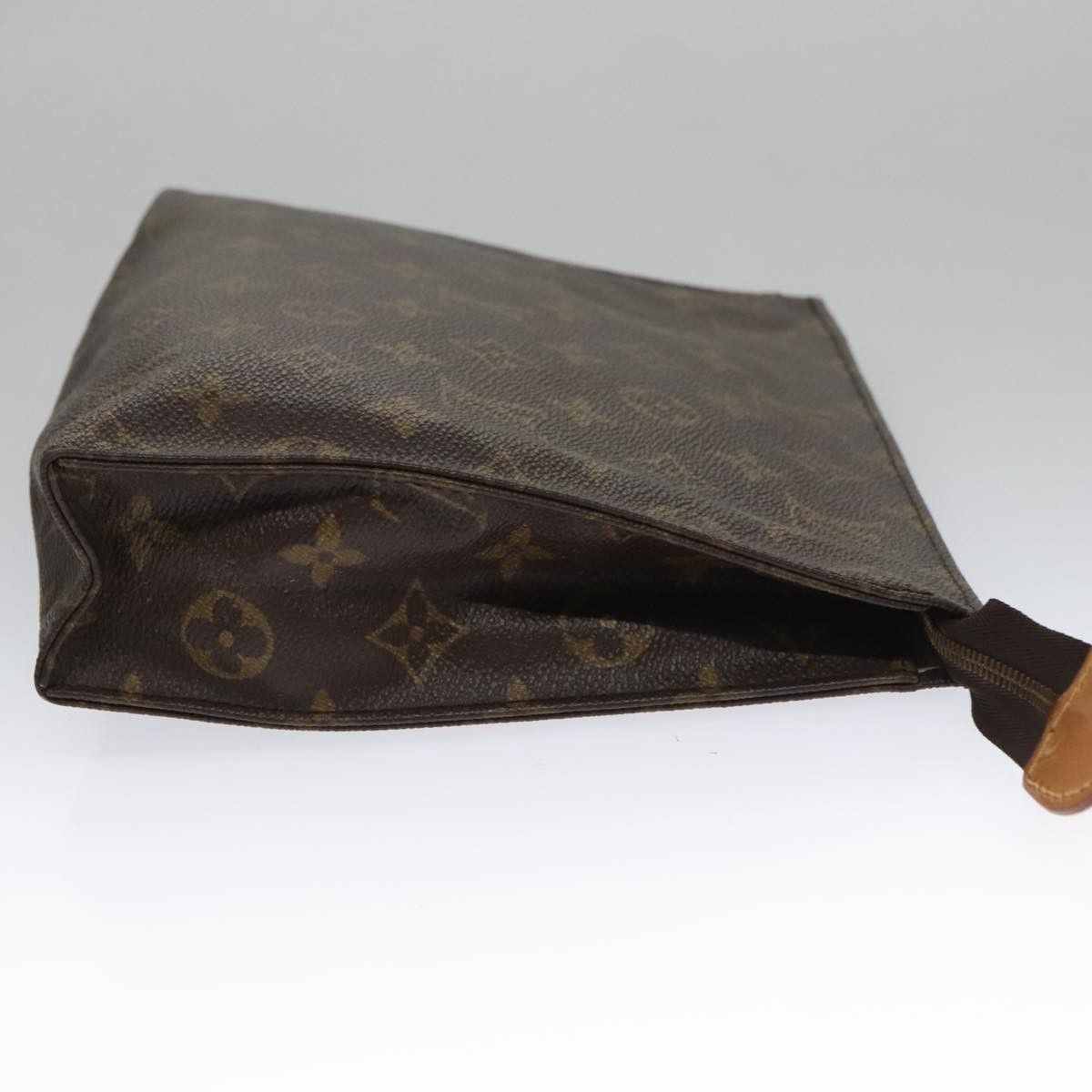 Louis Vuitton Poche Toilette Brown Canvas Clutch Bag (Pre-Owned) Size ONE SIZE - 3 Thumbnail