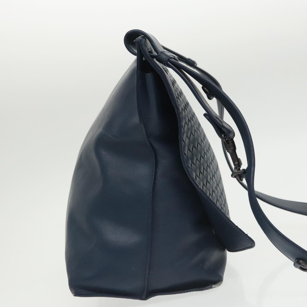 Bottega Veneta Intrecciato Navy Leather Shoulder Bag (Pre-Owned) Size ONE SIZE - 11 Thumbnail
