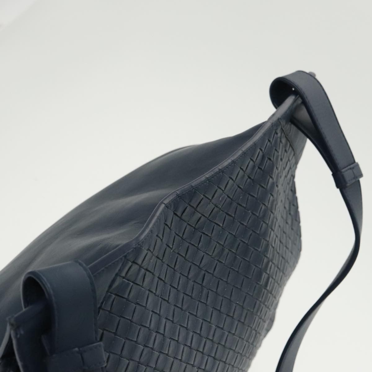 Bottega Veneta Intrecciato Navy Leather Shoulder Bag (Pre-Owned) Size ONE SIZE - 12 Thumbnail