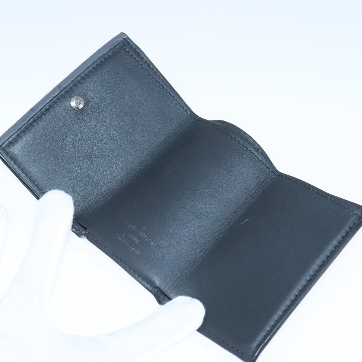 Louis Vuitton Discovery Grey Canvas Wallet (Pre-Owned) Size ONE SIZE - 12 Thumbnail