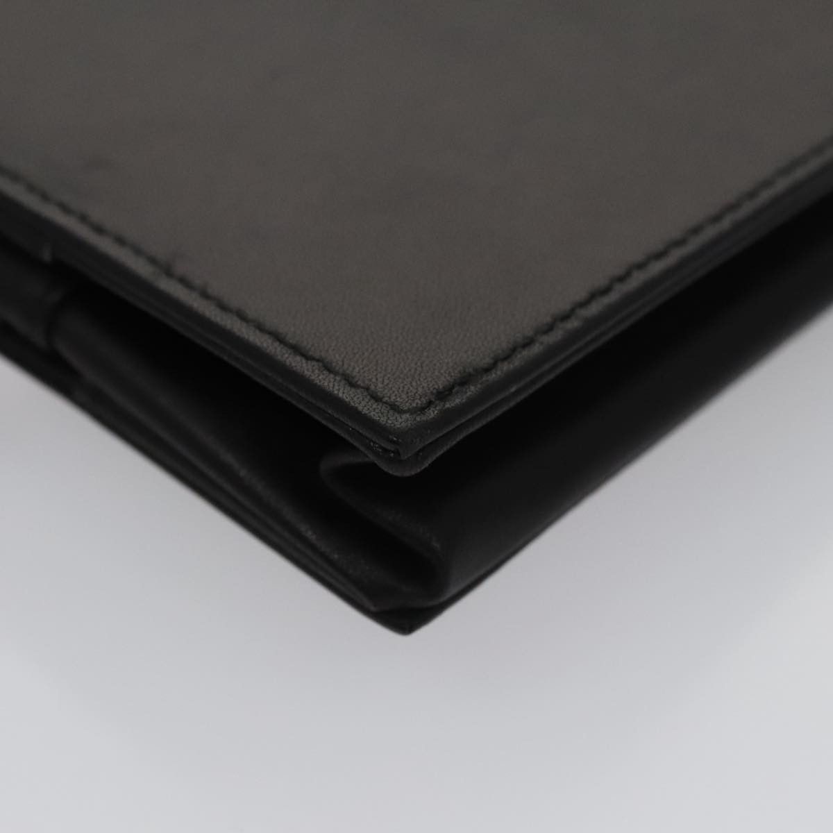 Salvatore Ferragamo Gancini Black Leather Clutch Bag (Pre-Owned) Size ONE SIZE - 9 Thumbnail