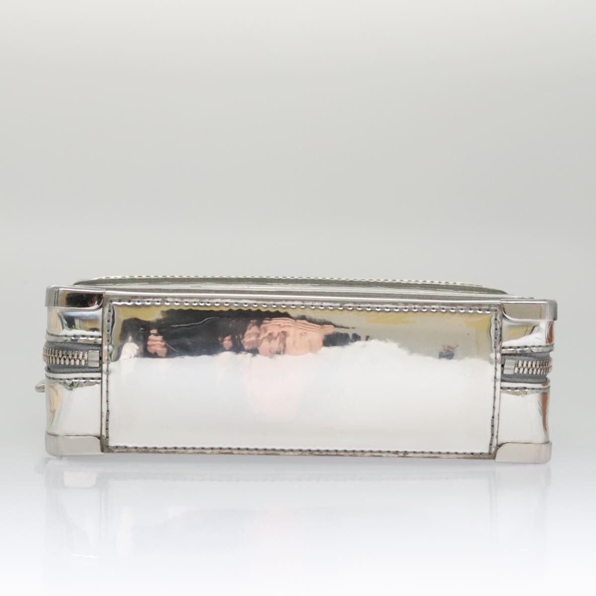 Louis Vuitton Soft Trunk Silver Patent Leather Handbag (Pre-Owned) Size ONE SIZE - 8 Thumbnail