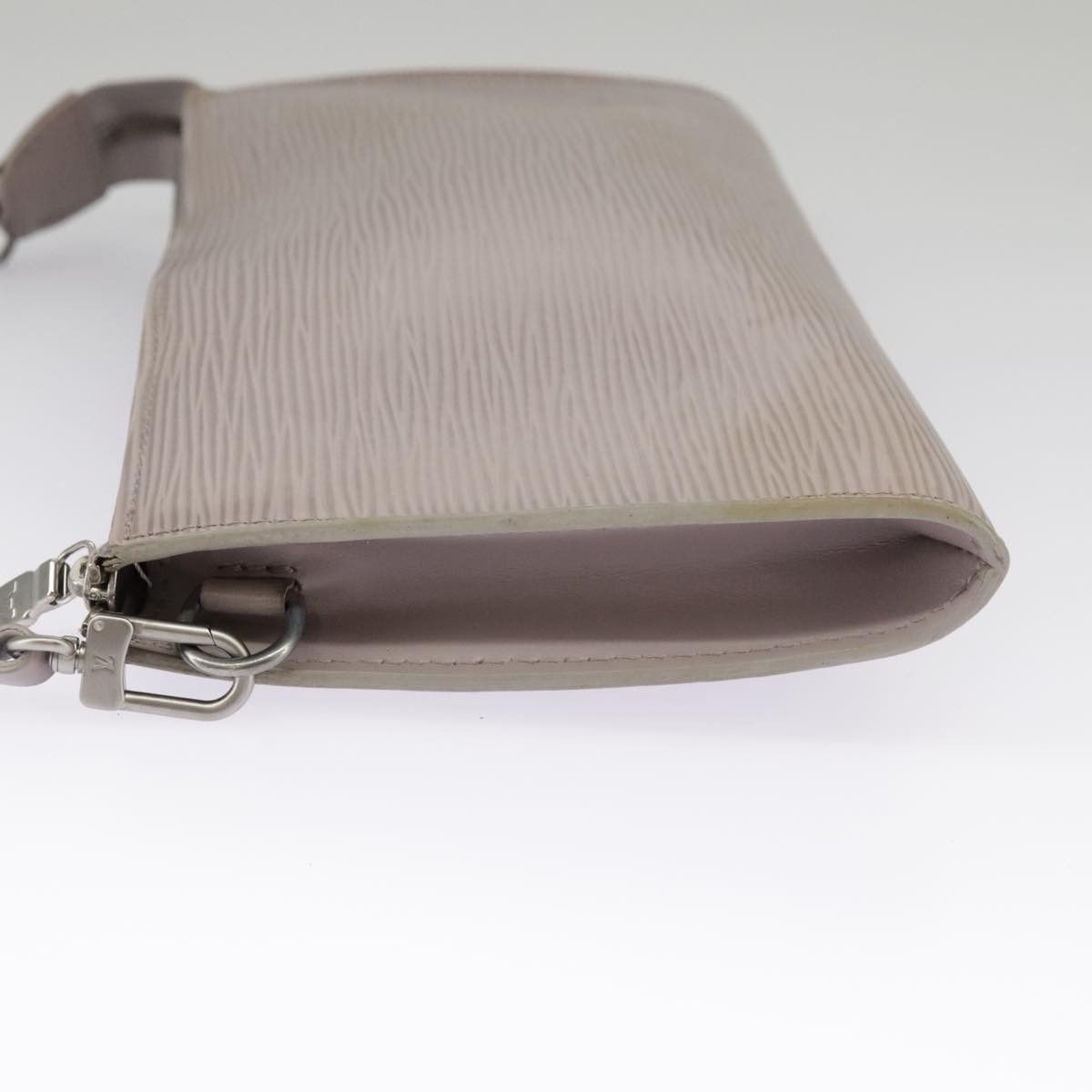 Louis Vuitton Pochette Accessoire Grey Leather Clutch Bag (Pre-Owned) Size ONE SIZE - 4 Thumbnail