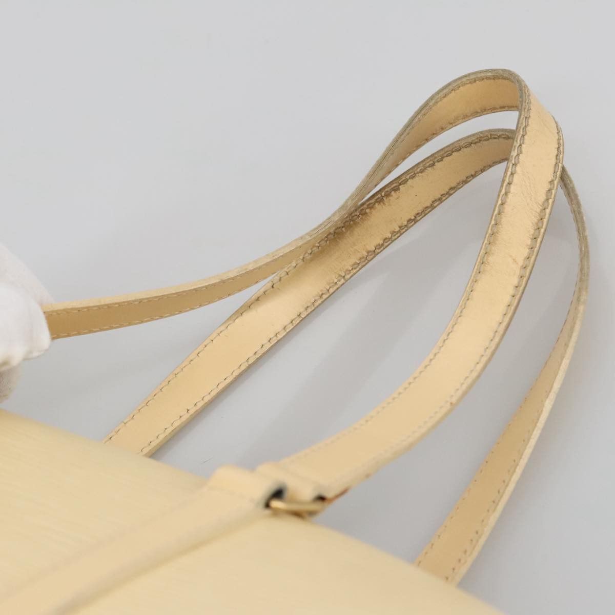 Louis Vuitton Soufflot Ecru Leather Handbag (Pre-Owned) Size ONE SIZE - 10 Thumbnail