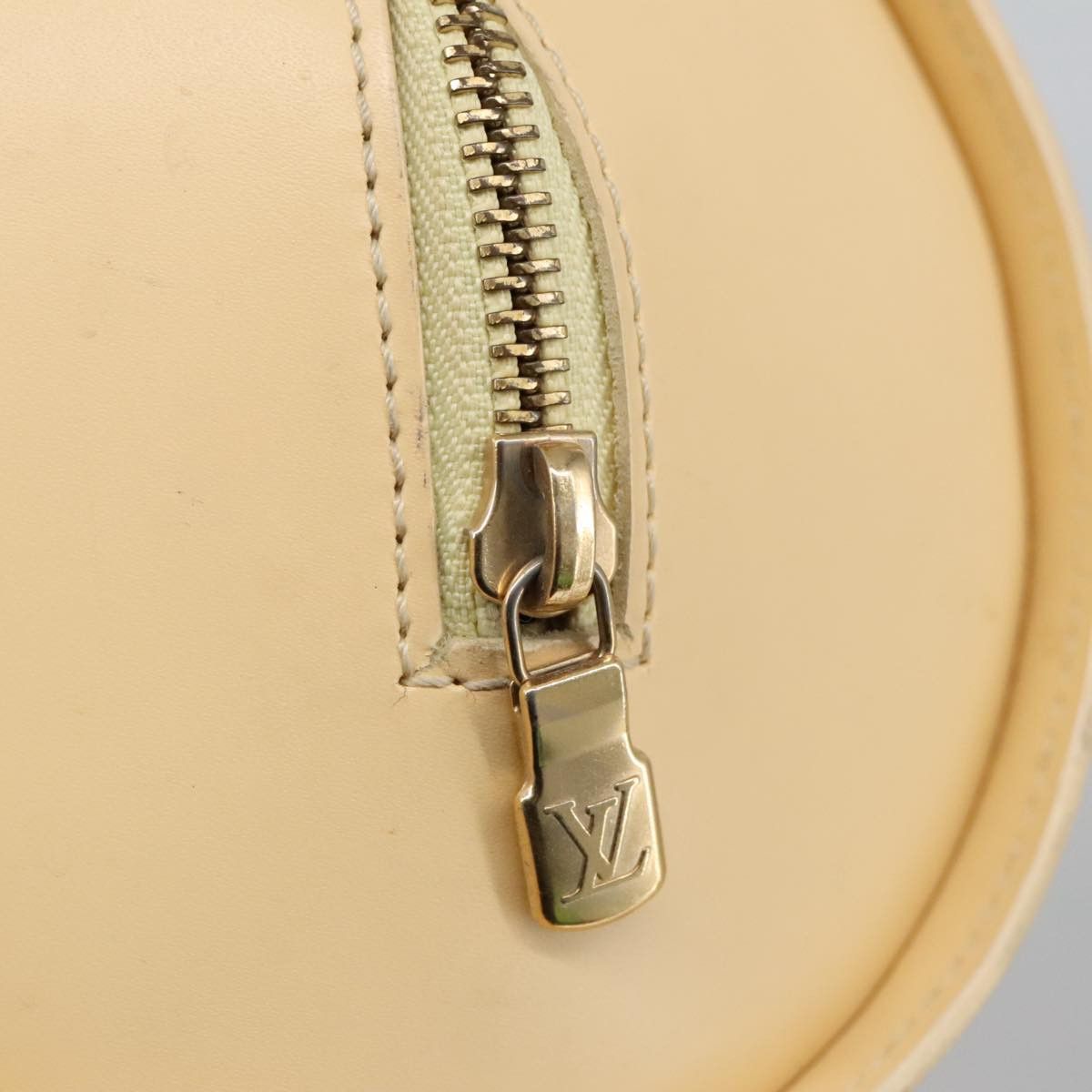 Louis Vuitton Soufflot Ecru Leather Handbag (Pre-Owned) Size ONE SIZE - 11 Thumbnail