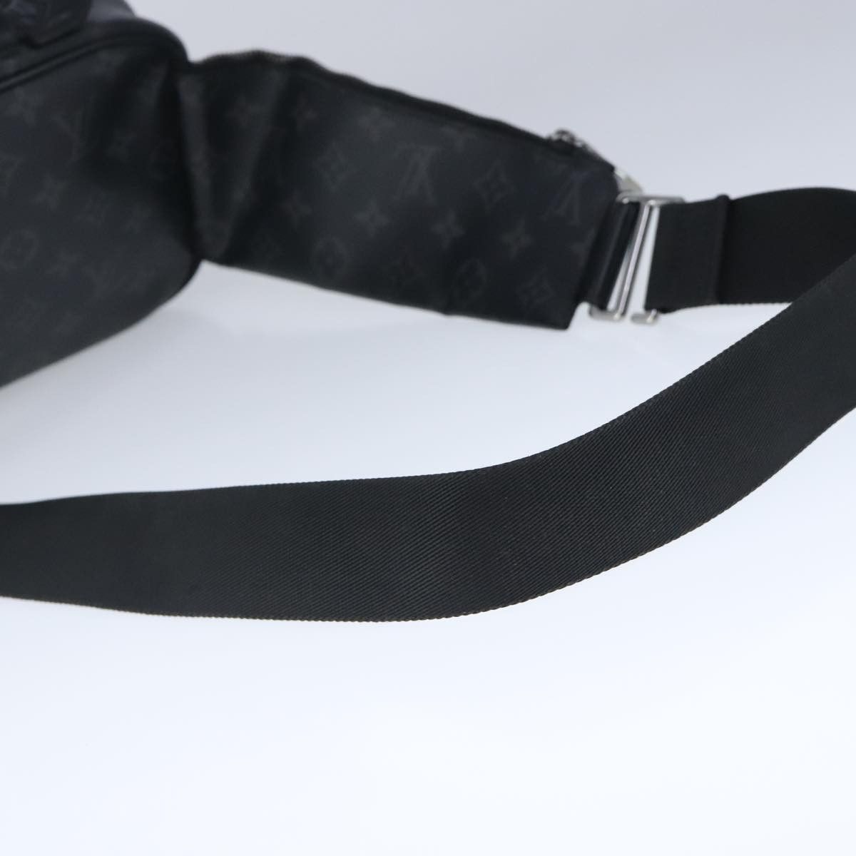 Louis Vuitton Bum Bag Black Canvas Shoulder Bag (Pre-Owned) Size ONE SIZE - 6 Thumbnail