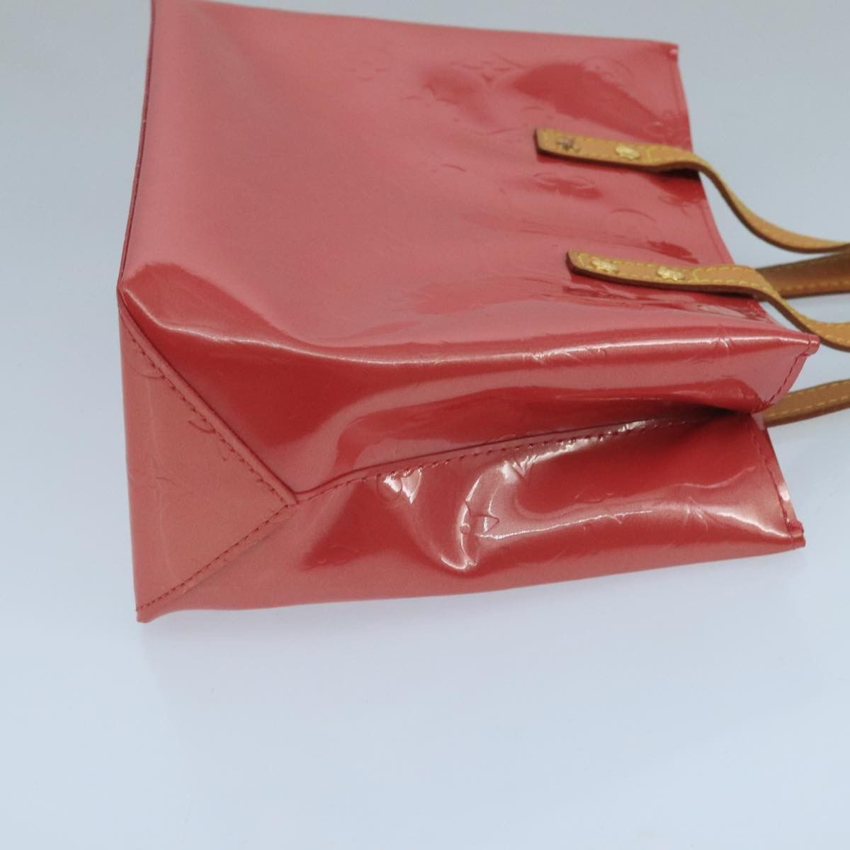 Louis Vuitton Reade Red Patent Leather Handbag (Pre-Owned) Size ONE SIZE - 3 Thumbnail