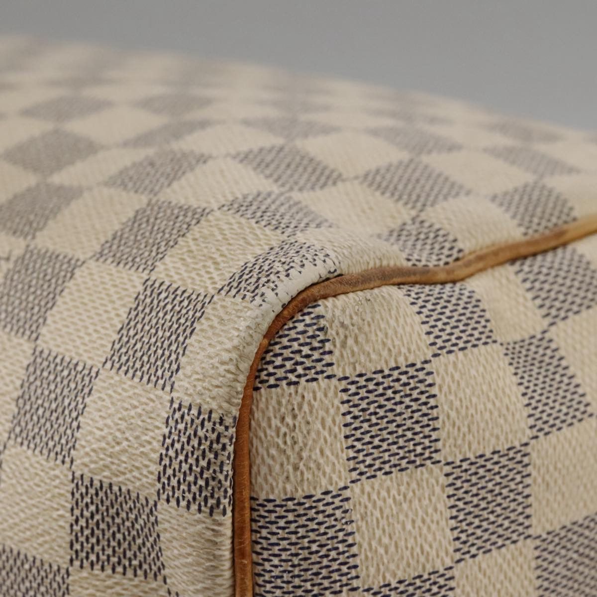 Louis Vuitton Speedy 30 White Canvas Handbag (Pre-Owned) Size ONE SIZE - 11 Thumbnail