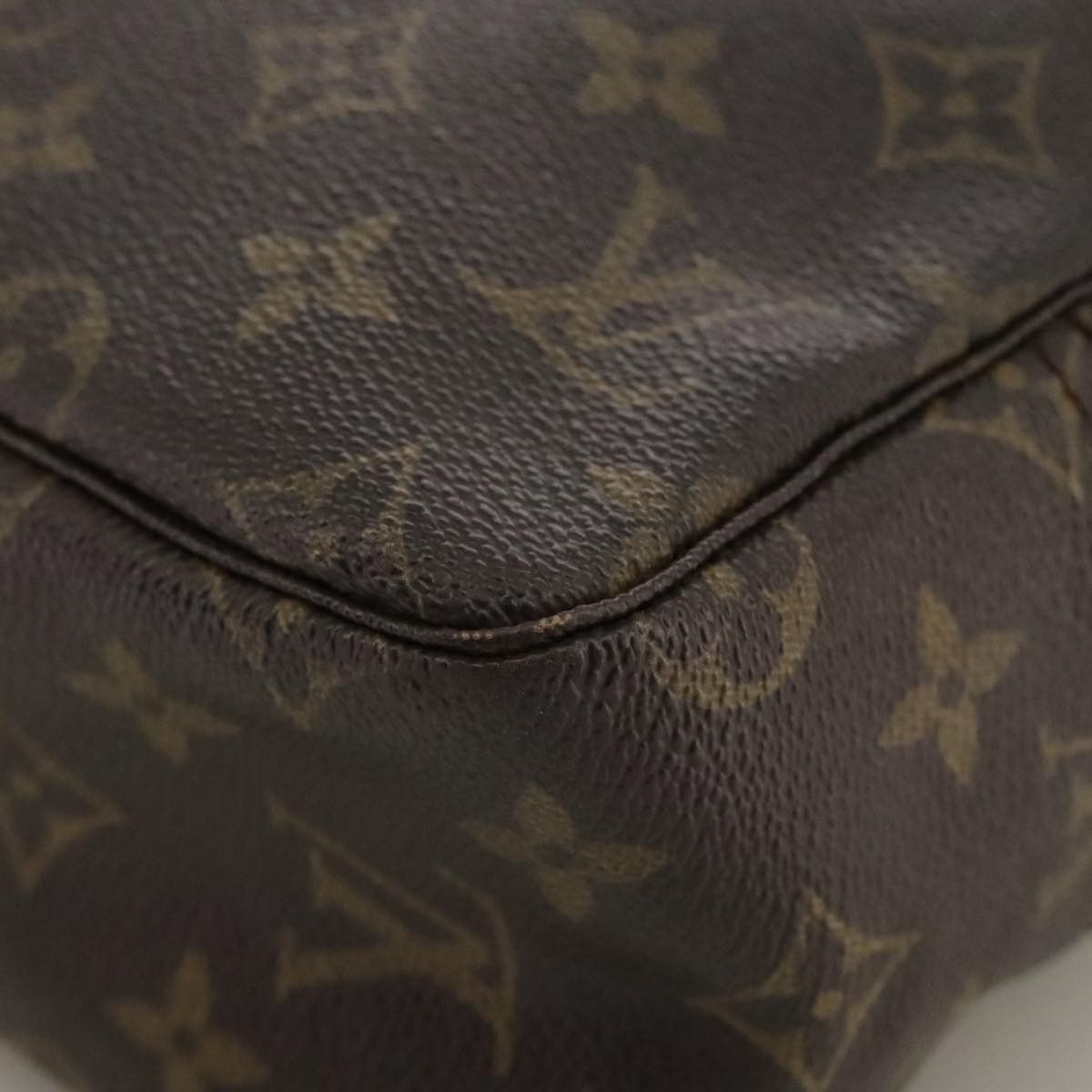 Louis Vuitton Trousse De Toilette Brown Canvas Clutch Bag (Pre-Owned) Size ONE SIZE - 15 Thumbnail