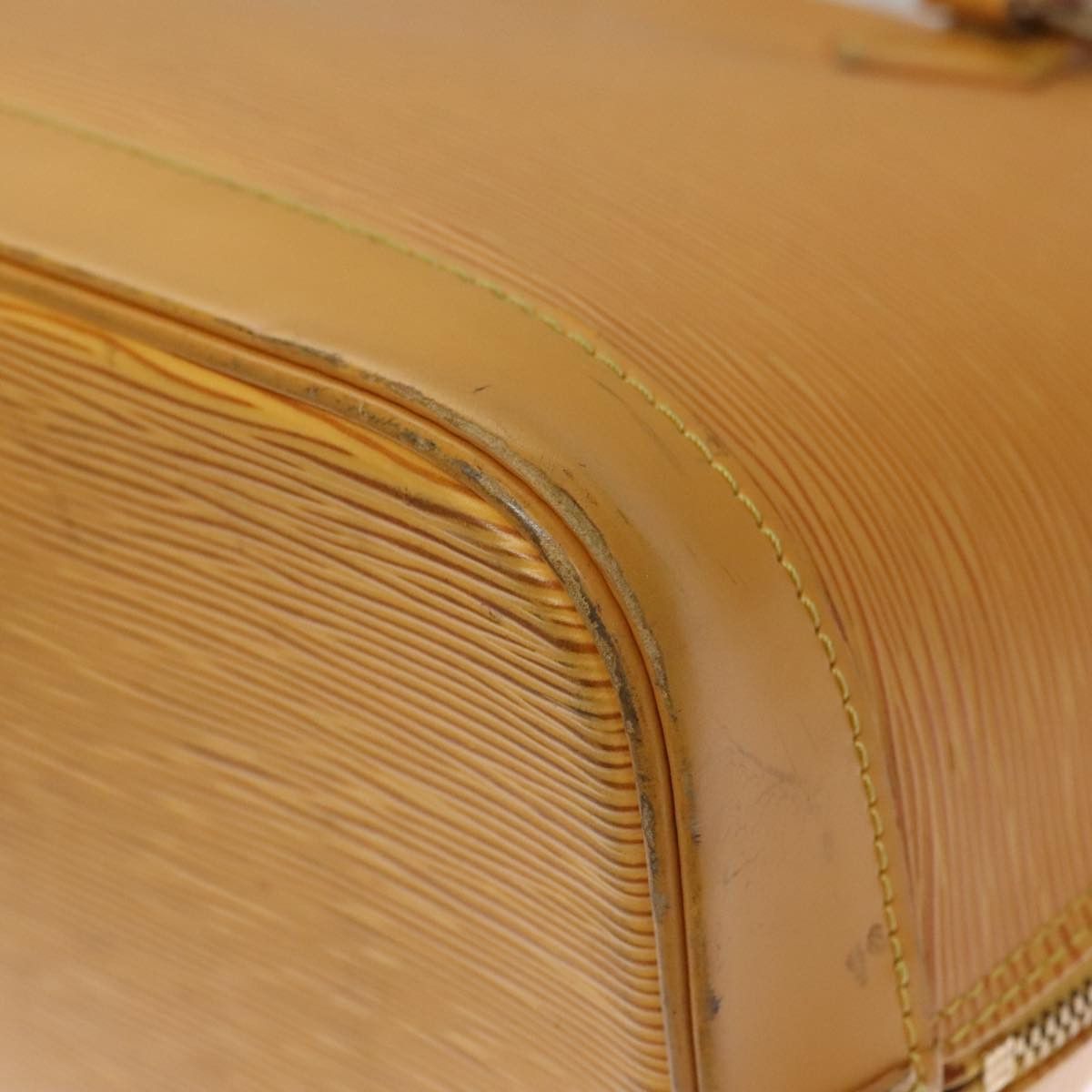 Louis Vuitton Alma Camel Leather Handbag (Pre-Owned) Size ONE SIZE - 9 Thumbnail