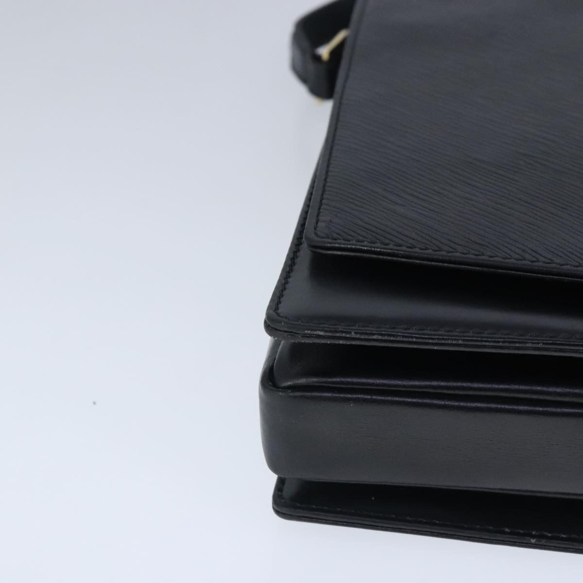 Louis Vuitton Opéra Black Leather Shoulder Bag (Pre-Owned) Size ONE SIZE - 6 Thumbnail