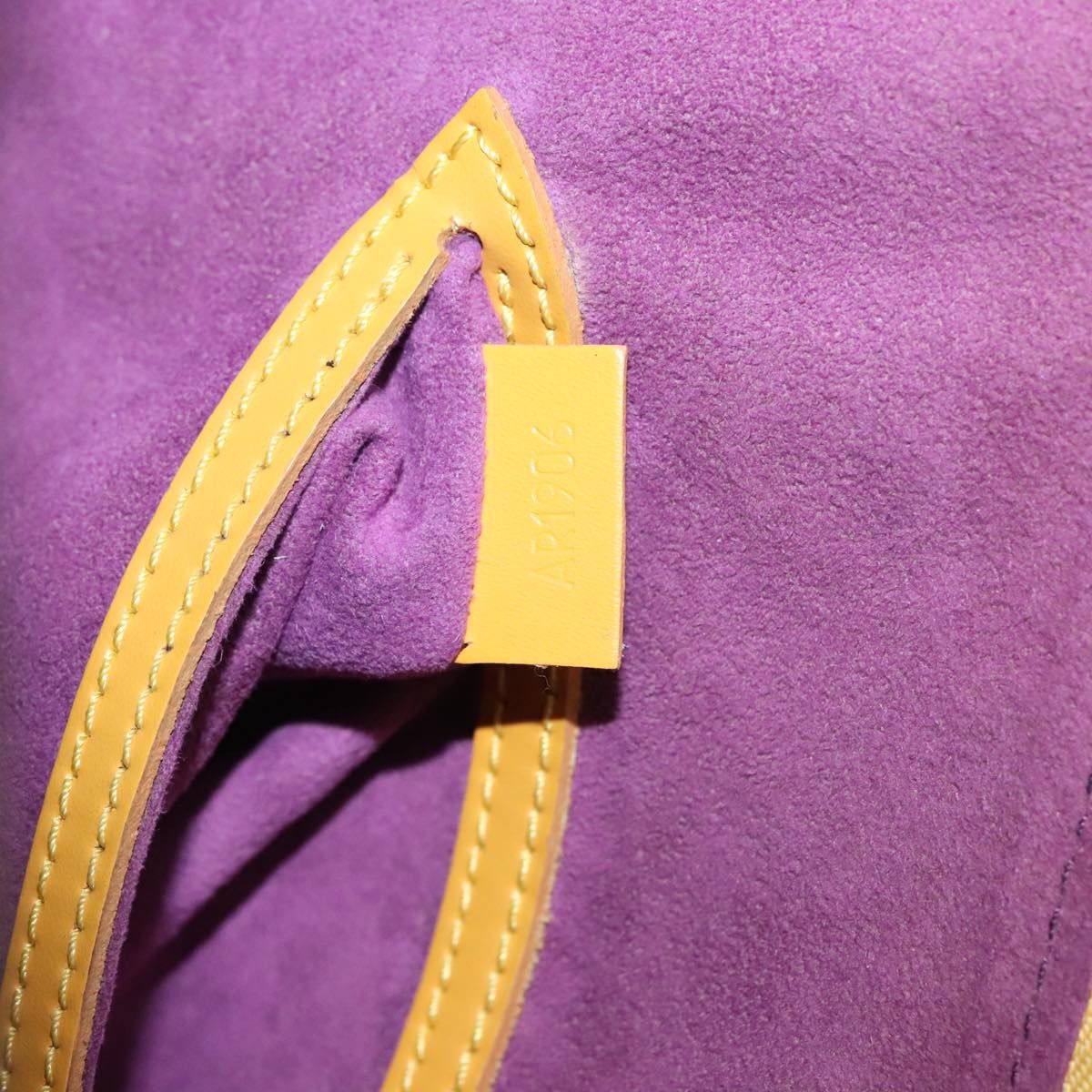 Louis Vuitton Alma Yellow Leather Handbag (Pre-Owned) Size ONE SIZE - 18 Thumbnail