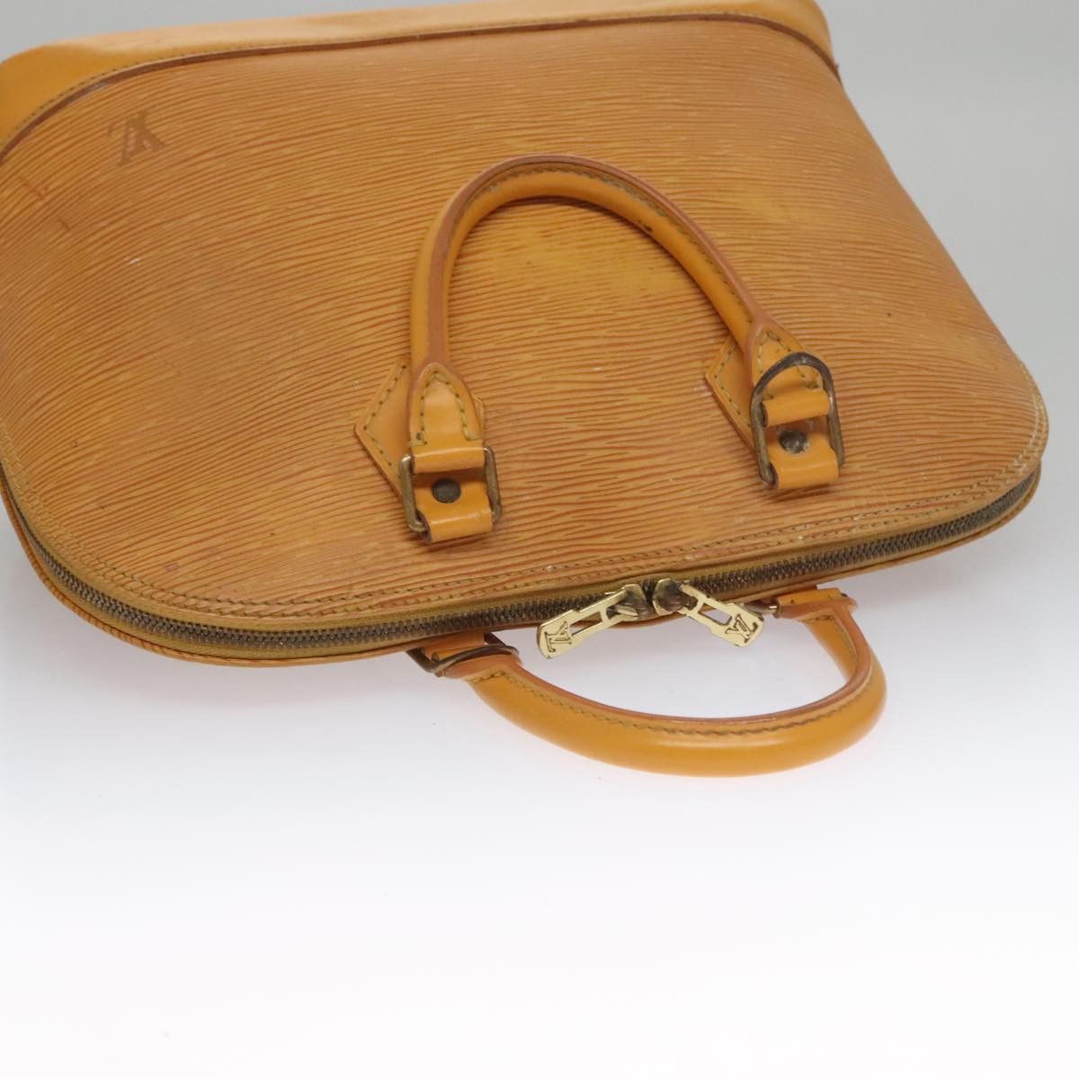 Louis Vuitton Alma Yellow Leather Handbag (Pre-Owned) Size ONE SIZE - 5 Thumbnail