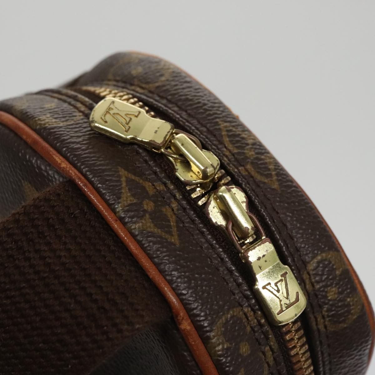 Louis Vuitton Pochette Gange Brown Canvas Shoulder Bag (Pre-Owned) Size ONE SIZE - 16 Thumbnail