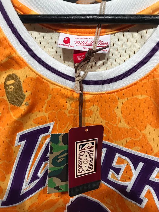 Massness NBA x Bape T-shirt Los Angeles Lakers 93 Jersey Tees