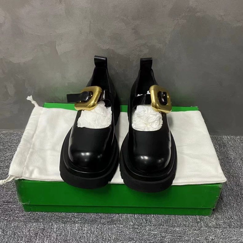 Bottega Veneta Bottega Veneta's latest black Mary Jane platform shoes Size US 5 / EU 37 - 2 Thumbnail