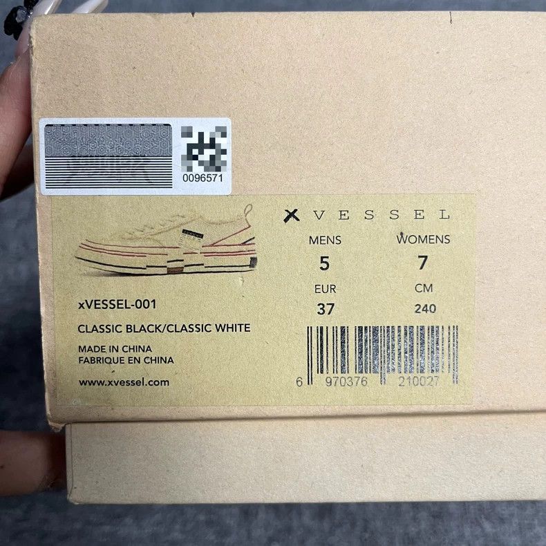xVESSEL Xvessel's latest white trendy and versatile low-cut sneakers Size US 5 / EU 37 - 6 Thumbnail