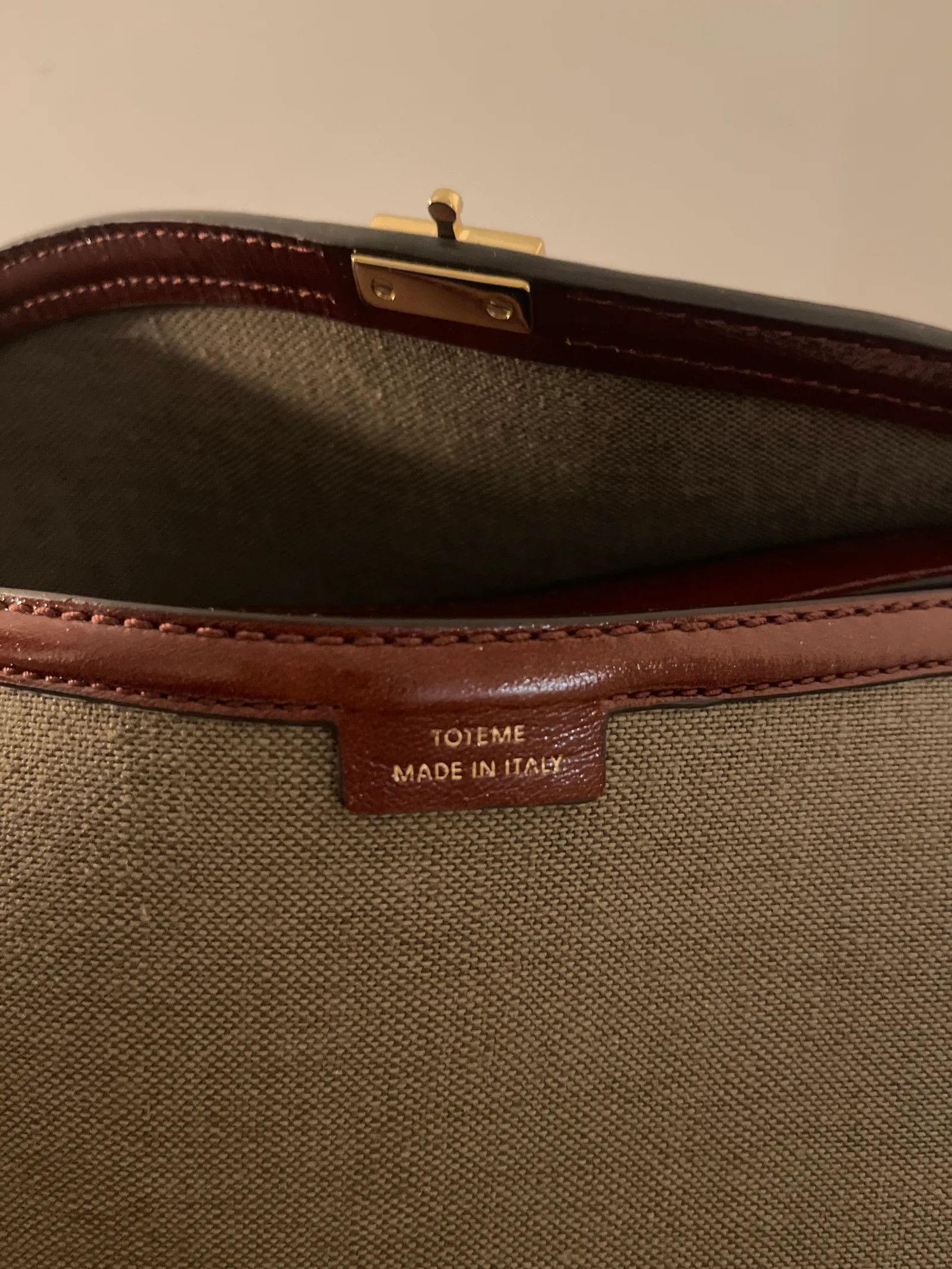 Toteme Toteme TOTEME T-Lock Top Handle Khaki Green Crossbody Bag Size ONE SIZE - 3 Thumbnail