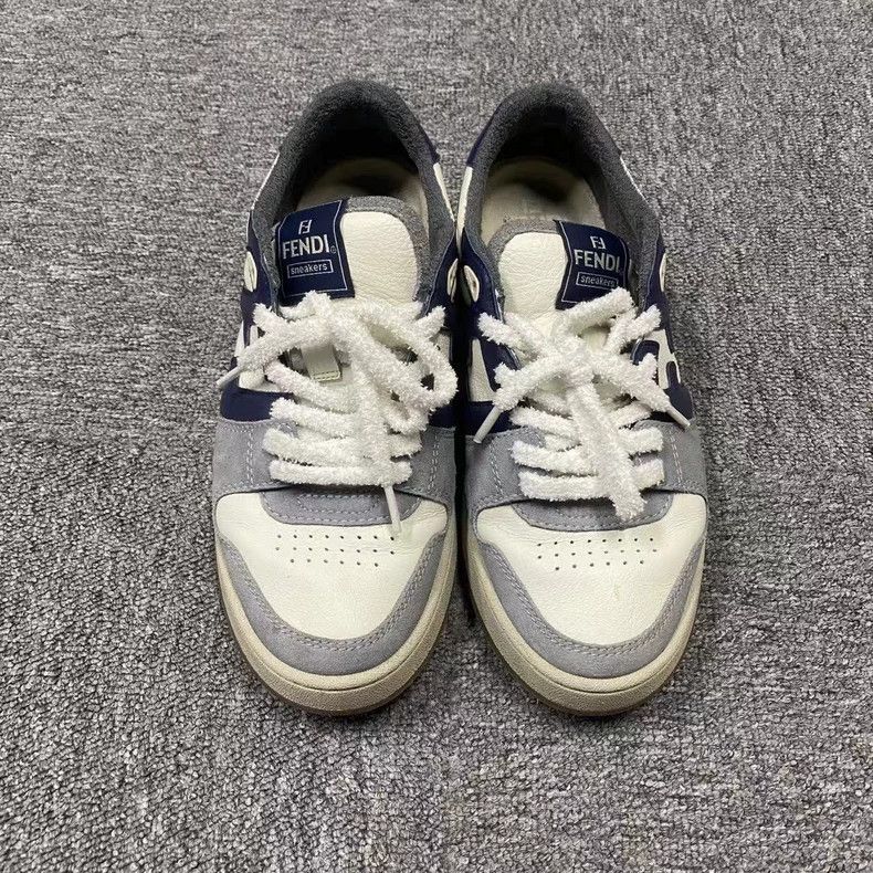 Fendi Fendi's latest Match white-gray color-blocked logo sneakers Size US 5 / EU 37 - 2 Thumbnail