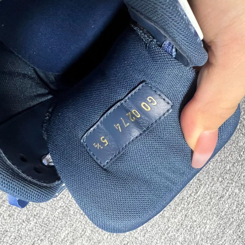 Louis Vuitton Louis Vuitton 25's sea blue denim round-toe lace-up low-cut t-shirt Size US 6.5 / EU 39-40 - 5 Thumbnail