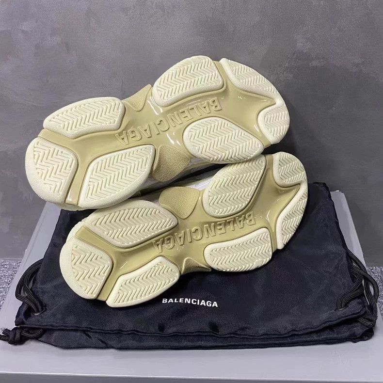 Balenciaga Balenciaga's latest pure white Triples 59 Size US 5.5 / EU 38 - 4 Thumbnail