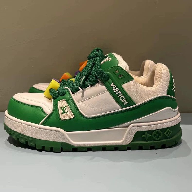 Louis Vuitton Louis Vuitton latest white and green Pooh Trainer Size US 8.5 / EU 41-42 - 3 Thumbnail
