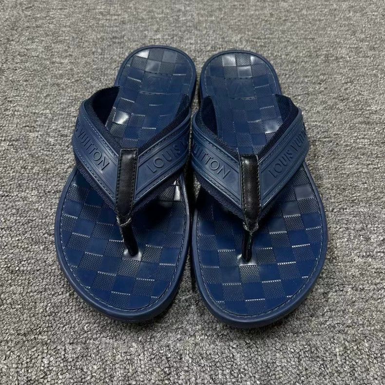 Louis Vuitton Louis Vuitton latest blue checkered herringbone flip-flops Size US 6.5 / EU 39-40 - 2 Thumbnail