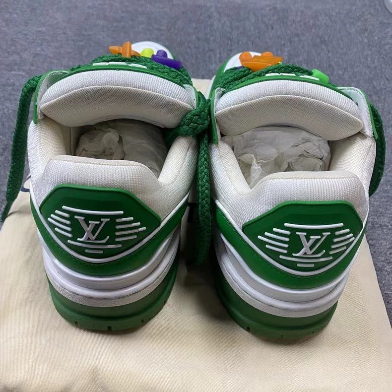 Louis Vuitton Louis Vuitton latest white and green Pooh Trainer Size US 6 / EU 39 - 3 Thumbnail