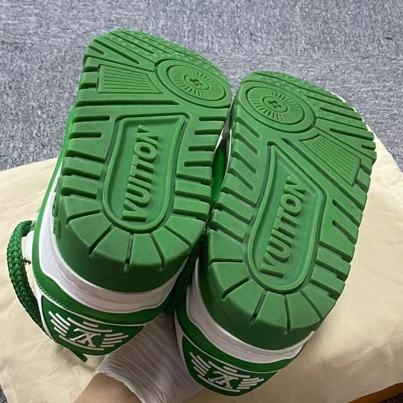 Louis Vuitton Louis Vuitton latest white and green Pooh Trainer Size US 6 / EU 39 - 5 Thumbnail
