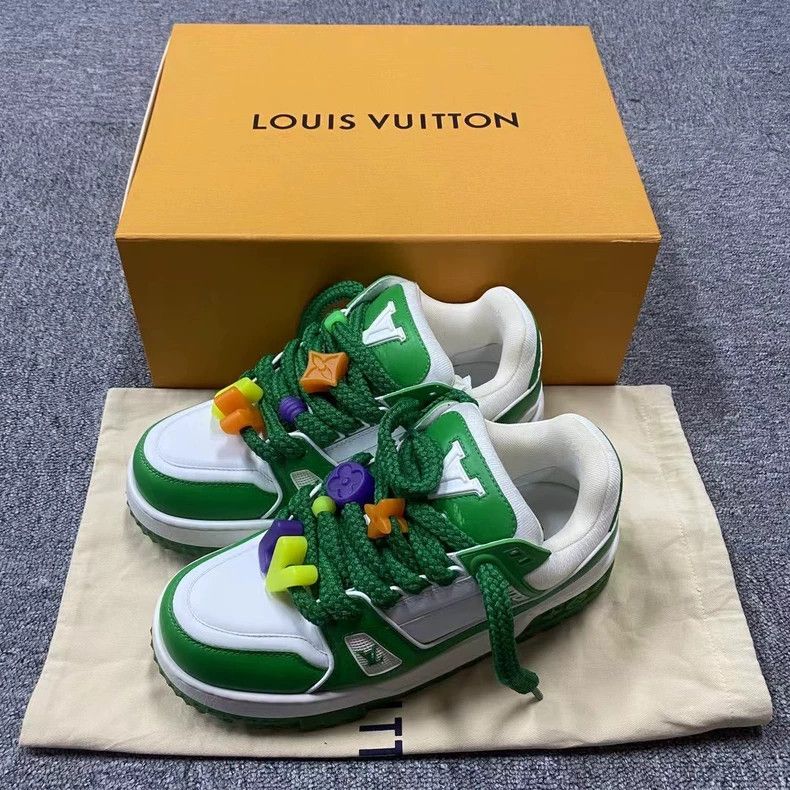 Louis Vuitton Louis Vuitton latest white and green Pooh Trainer Size US 6 / EU 39 - 6 Thumbnail